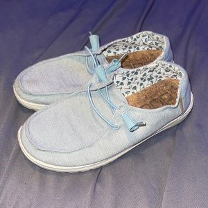 LIKE NEW Women’s Size 7 Hey Dude’s Light Blue